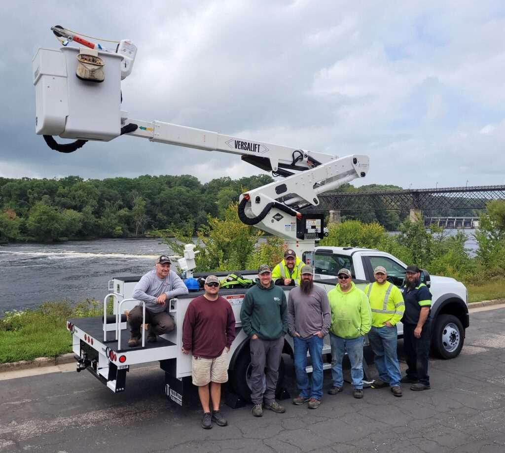 Eau Claire Public Works Puts VERSALIFT VST-40-MHI